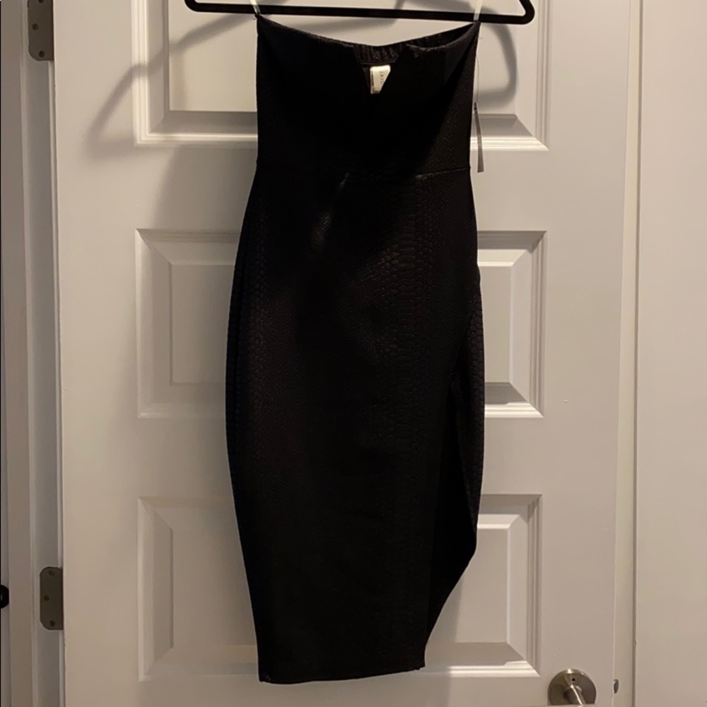 Black Bodycon Snake Print Dress
